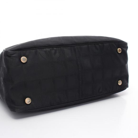 Chanel Airline Shoulder Bag White Black - Picture 7 of 10